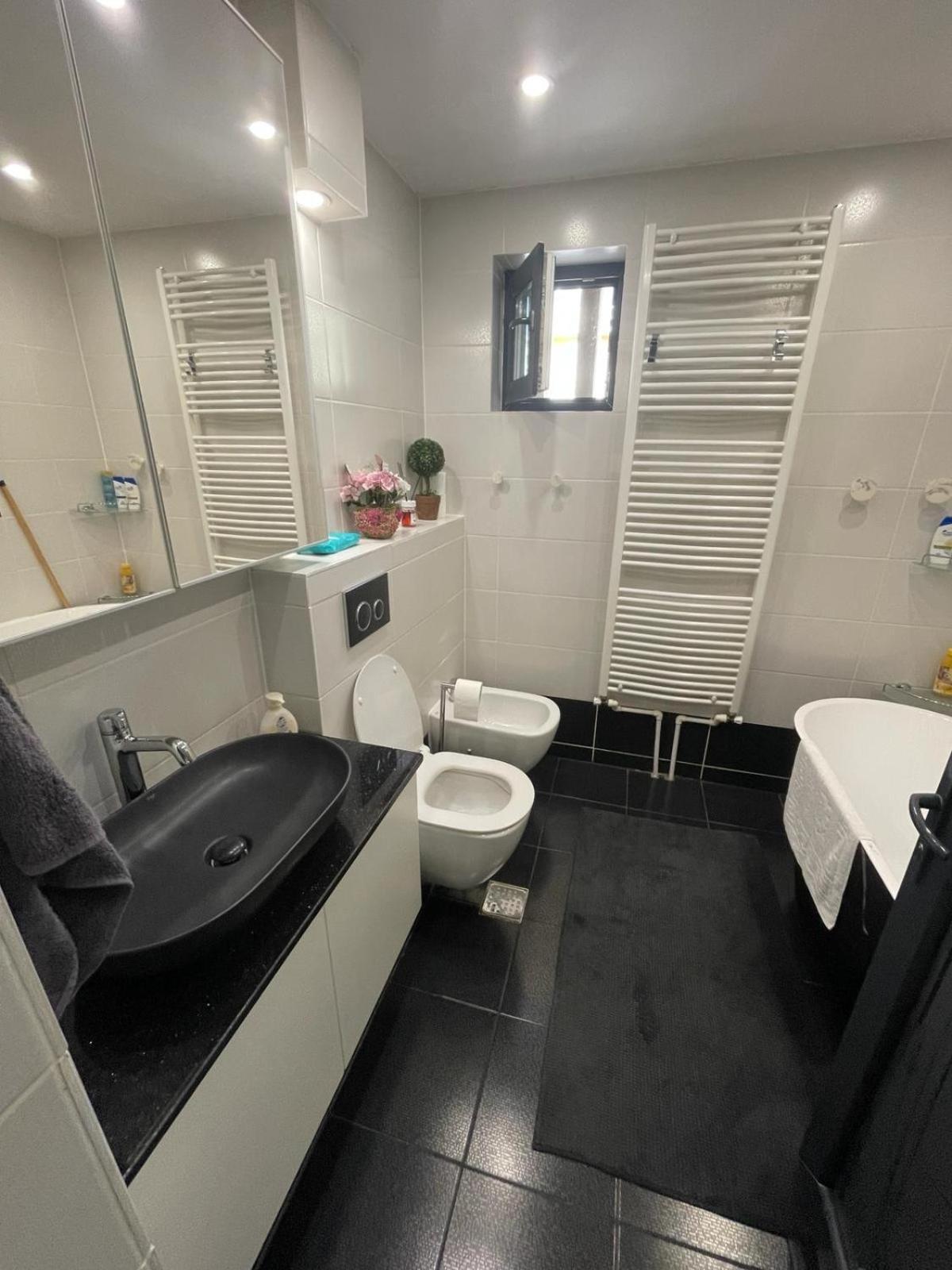 Ferienwohnung Apartament Central Tulcea Exterior foto